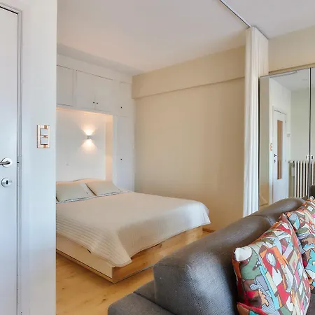Apartment Longchamp 02-03